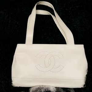 CHANEL HANDBAG
